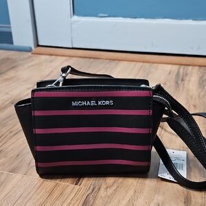 Michael Kors Women's Selma Stripe Mini Messenger Black and Pink Crossbody Bag